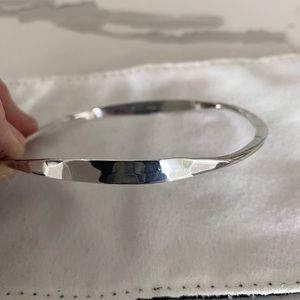 Vintage Ed Levin oval hammered sterling silver bangle bracelet